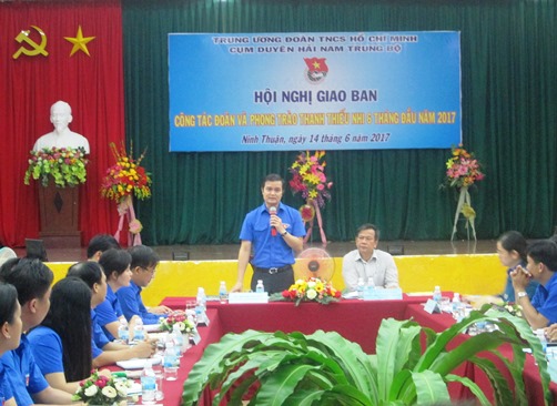  Hình 1 Đồng chí Bùi Quang Huy – Bí thư Trung ương Đoàn phát biểu tại Hội nghị
